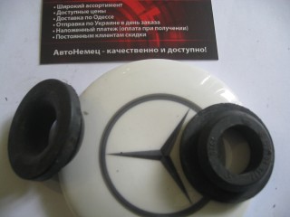 резинка нижняя  крепления радиатора  